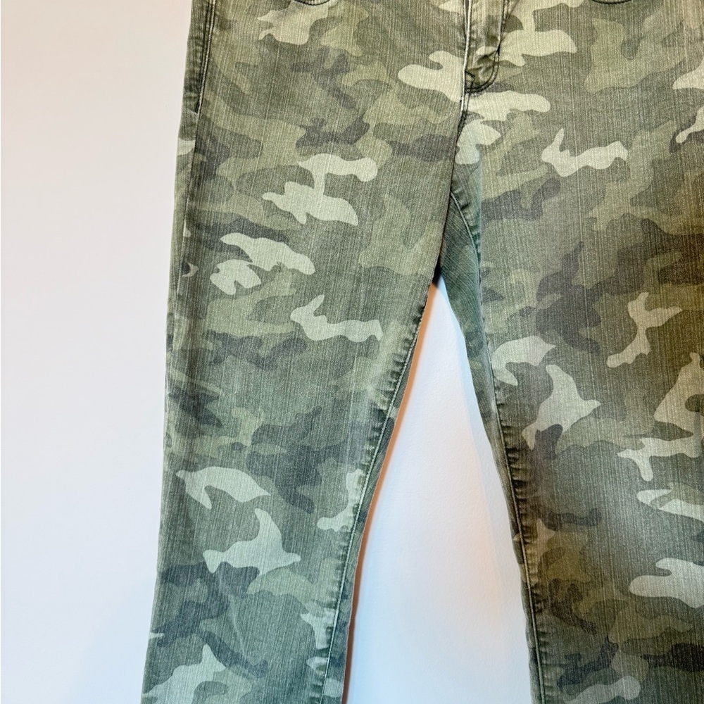 Gap • Always Skinny Jeans Size 32 Camo‎ Print Mid Rise Stretch Denim Capsule - Picture 3 of 7
